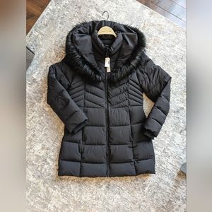 Reitmans Women's Faux Fur Quilted Winter Jacket Medium